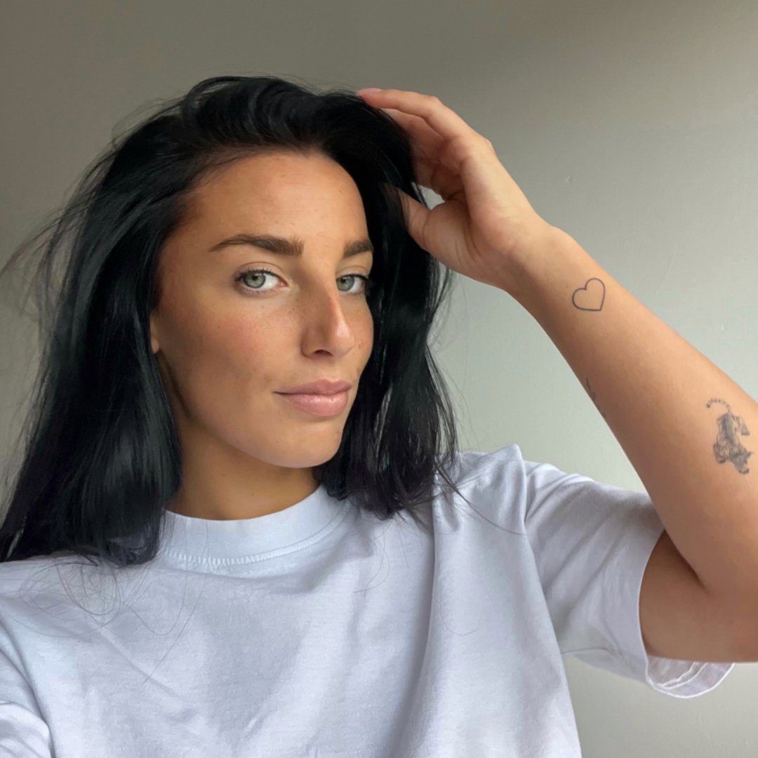 Temporary tattoo heart