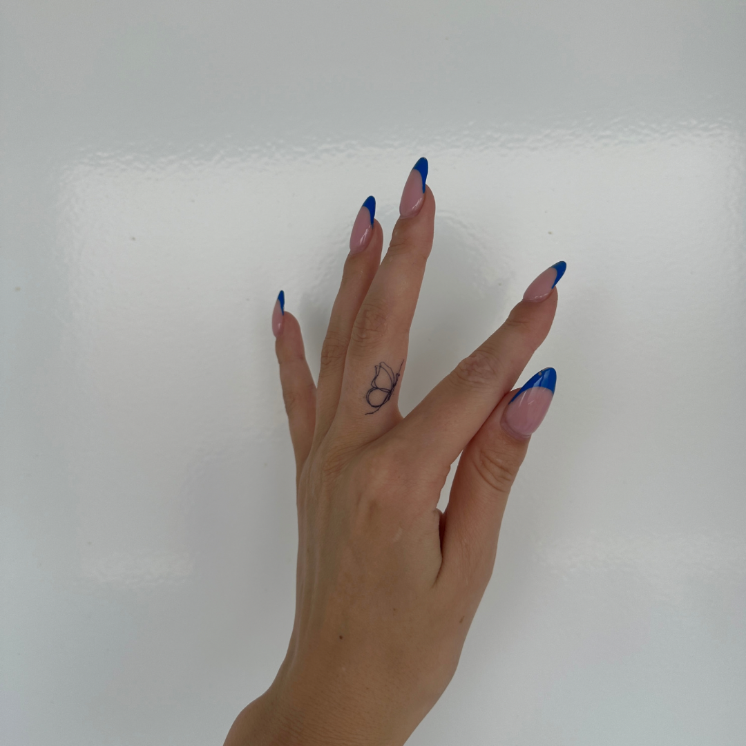 Temporary tattoo butterfly fineline