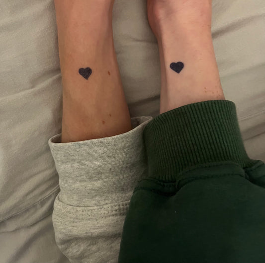 Temporary tattoo black heart